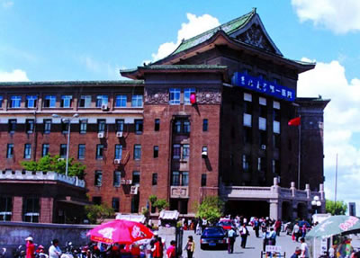 吉林大學(xué)醫(yī)院整形美容科