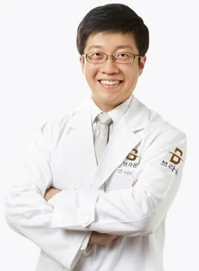徐輔翊