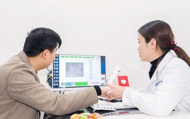 南通伊萊美醫(yī)學(xué)美容門診部咨詢室